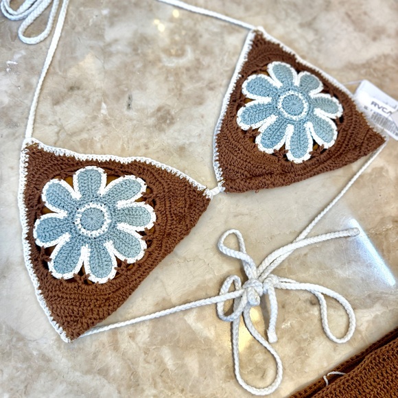Rvca crochet bikini set - Picture 2 of 12